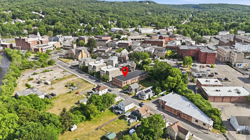 More Photos Of 105 Marble St, Athol Manufacturing For Sale