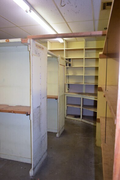 More Photos Of 1317 SW 44th St, Oklahoma City Freestanding For Sale
