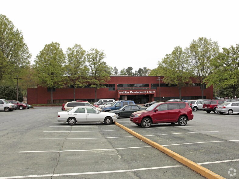 More Photos Of 2000 S Park Pl SE, Atlanta Office Residential For Lease