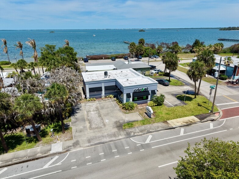 Primary Photo Of 1400 Us-1 Hwy, Sebastian Freestanding For Sale