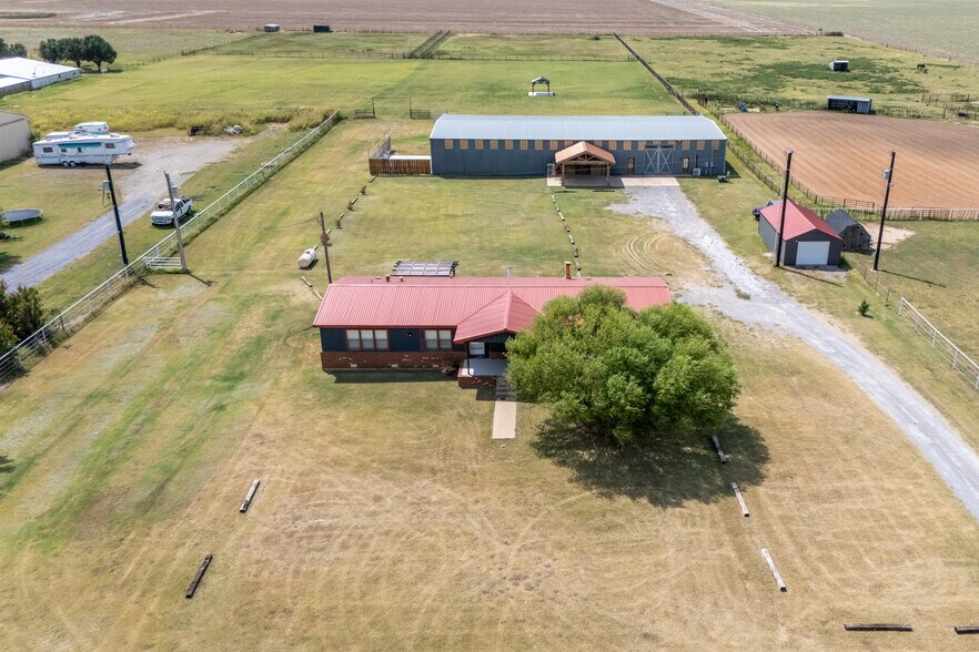 More Photos Of 20500 N 2810 Rd, Kingfisher Lodge Meeting Hall For Sale