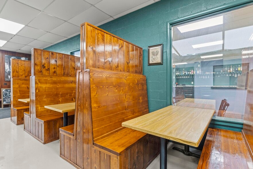 More Photos Of 348 Market St, Colusa Restaurant For Sale