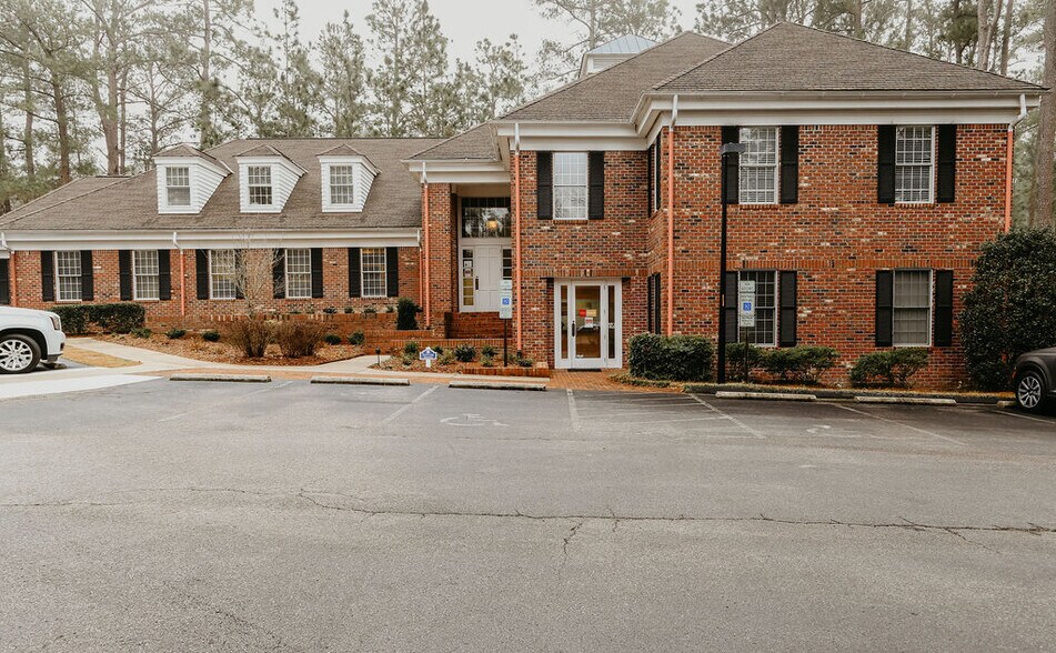 More Photos Of 110 Turnberry Way, Pinehurst Office Residential For Lease