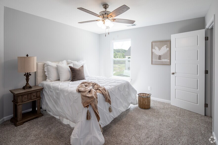 More Photos Of 100 Henry Dr, Burns Apartments For Sale