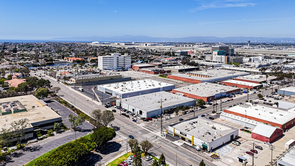 More Photos Of 601 Lairport St, El Segundo Manufacturing For Lease