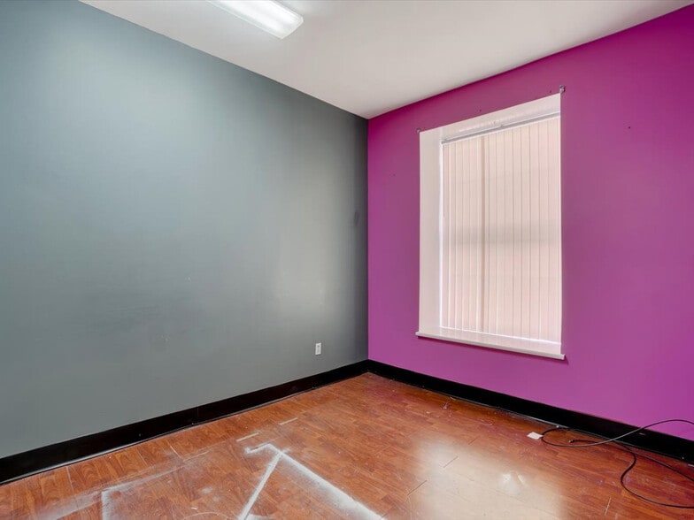 More Photos Of 100 S George St, York Apartments For Sale