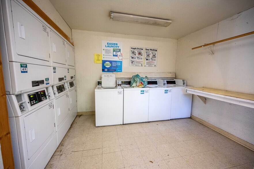 More Photos Of 5111 Interstate 35 N, Waco Apartments For Sale