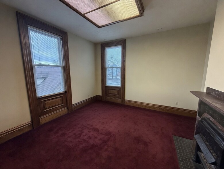 More Photos Of 438 Depot St, Latrobe Office For Lease