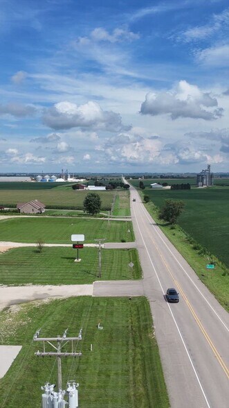 Primary Photo Of 14742 IL RT 64, Rochelle Warehouse For Sale