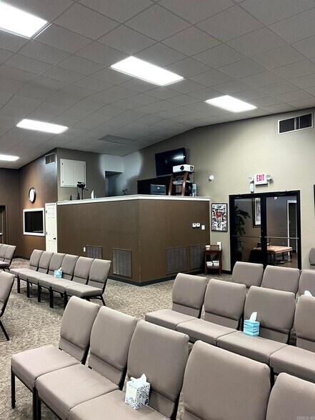 More Photos Of 418 Eastline Rd, Searcy Light Distribution For Sale