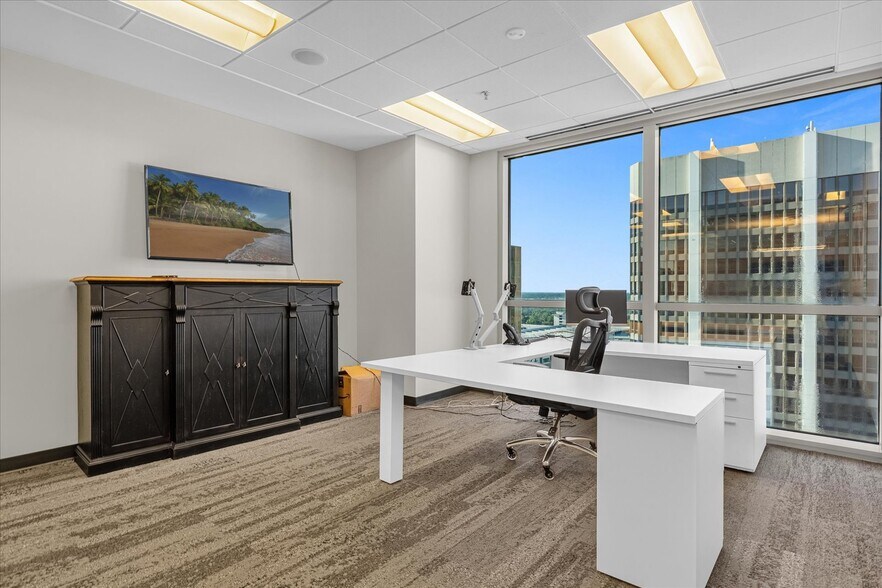 More Photos Of 121-189 S Orange Ave, Orlando Office Residential For Lease