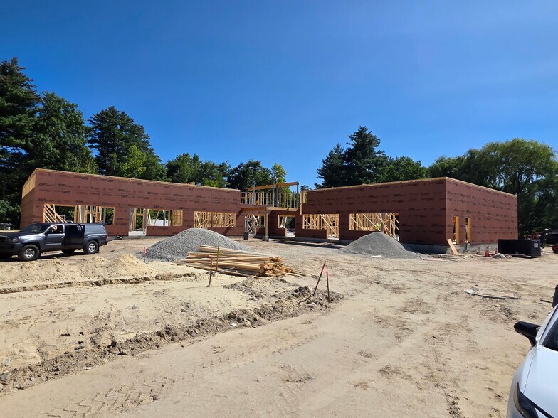 More Photos Of 30 Harvey Rd, Bedford Light Manufacturing For Lease