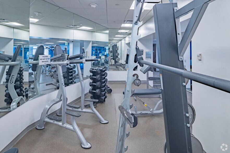 More Photos Of 1290 Broadway, Denver Office For Lease