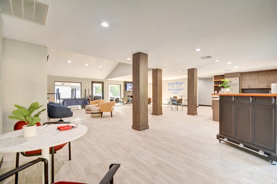 More Photos Of 26615 Oak Ridge Dr, The Woodlands Office For Lease