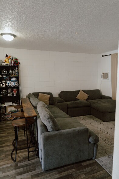 More Photos Of 282 W Date Ave, Porterville Apartments For Sale