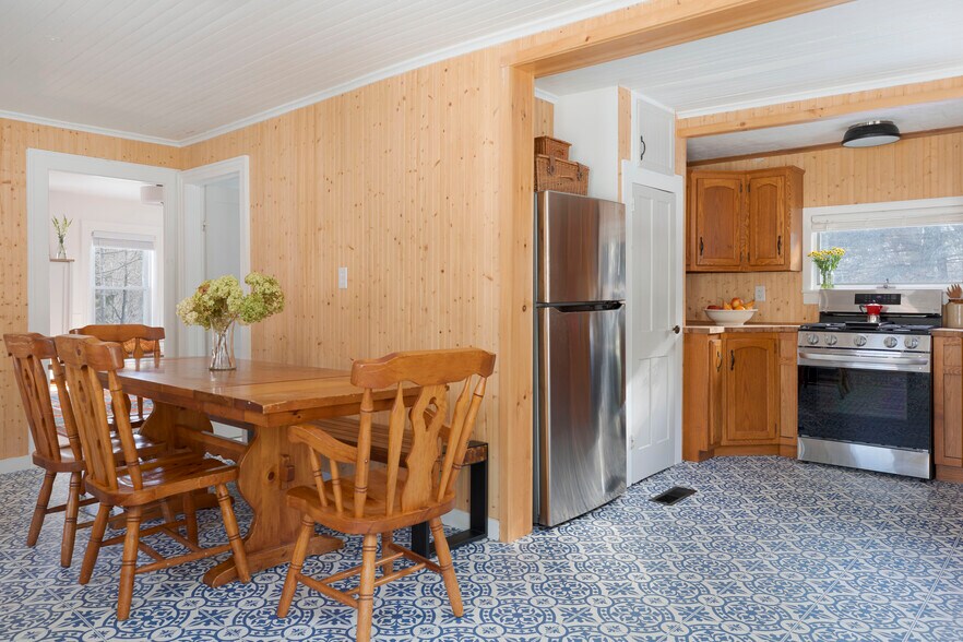 More Photos Of 396 Austin Rd, Jefferson Hospitality For Sale