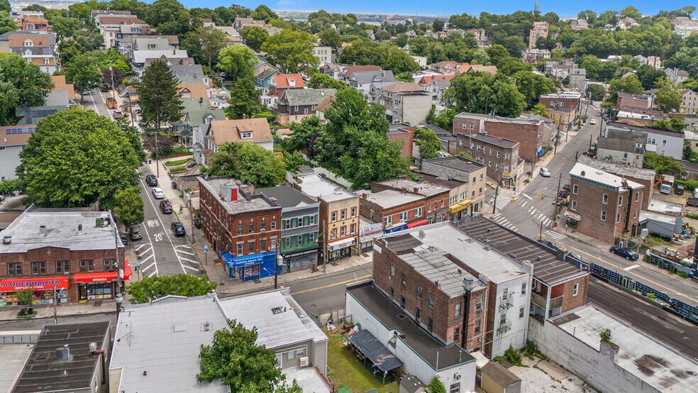 More Photos Of 415 Jersey St, Staten Island Multifamily For Sale
