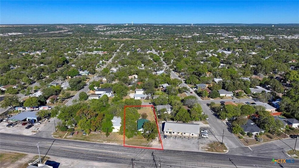 More Photos Of 1440 Business 35 Ave, New Braunfels Office For Sale