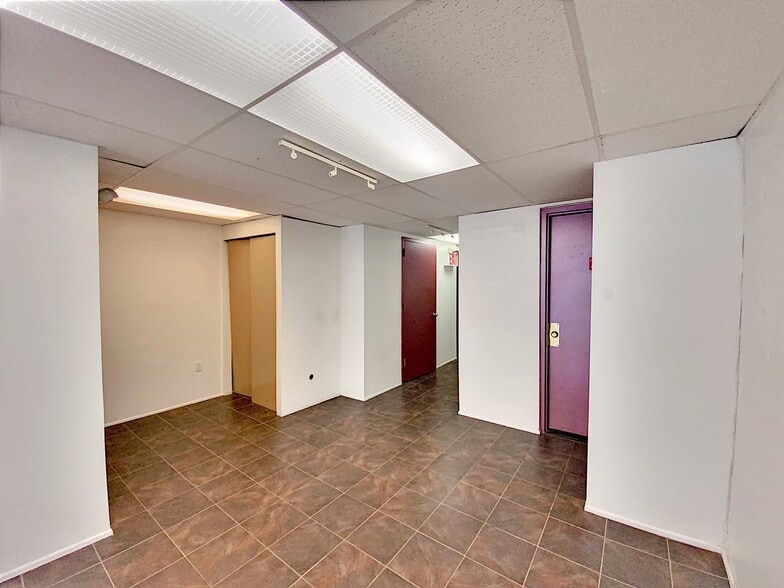 More Photos Of 156 E 109th St, New York Apartments For Lease