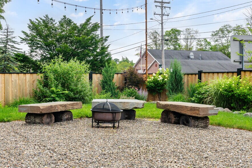 More Photos Of 734 NY-32A, Catskill Restaurant For Sale