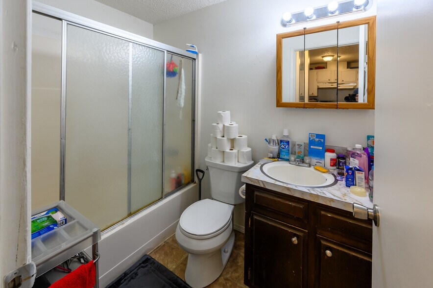 More Photos Of 2125 SW Xero Ln, Redmond Apartments For Sale