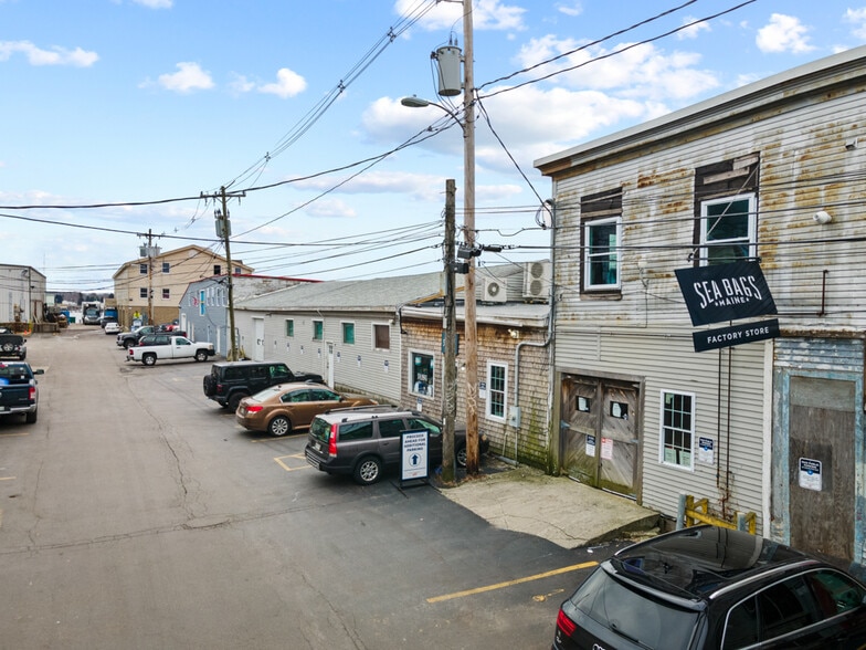 More Photos Of Custom House Wharf Street, Portland General Retail For Lease