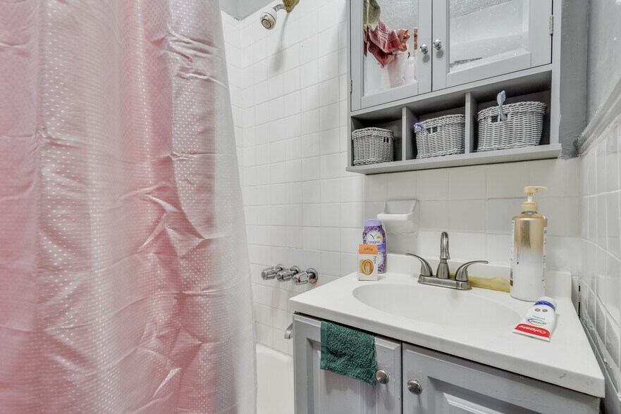 More Photos Of 1228 Flatbush Ave, Brooklyn Storefront Retail Residential For Sale