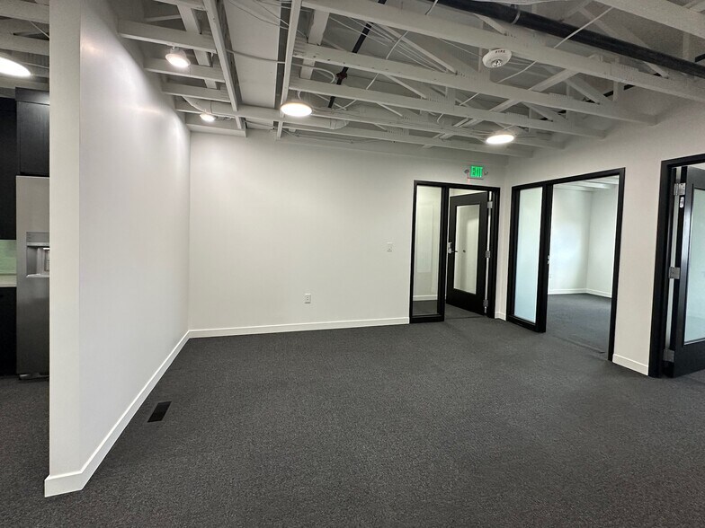 More Photos Of 4376 Forestdale Dr, Park City Research And Development For Sale