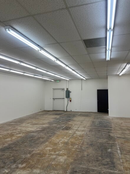 More Photos Of 2200 S Monaco Pky, Denver Unknown For Lease