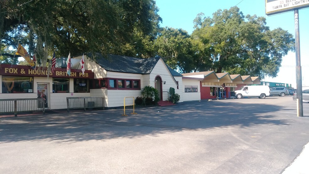 More Photos Of 221 E Brandon Blvd, Brandon Freestanding For Sale