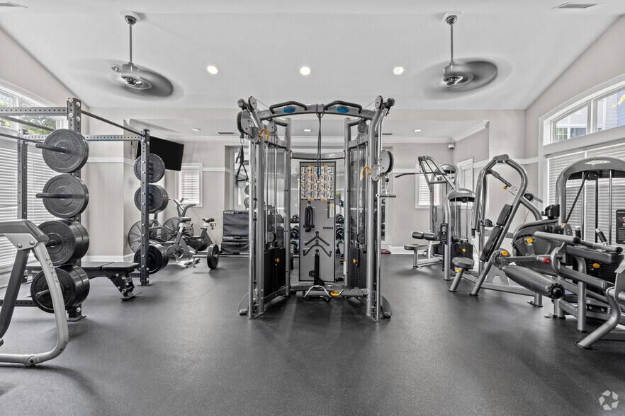 More Photos Of 3816 Banyan Grove Ln, Virginia Beach Apartments For Sale