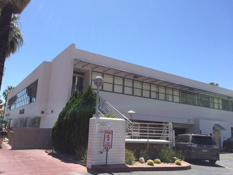 More Photos Of 100-139 S Palm Canyon Dr, Palm Springs Storefront Retail Office For Lease
