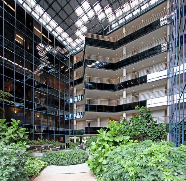 More Photos Of 225 E Robinson St, Orlando Office Residential For Lease