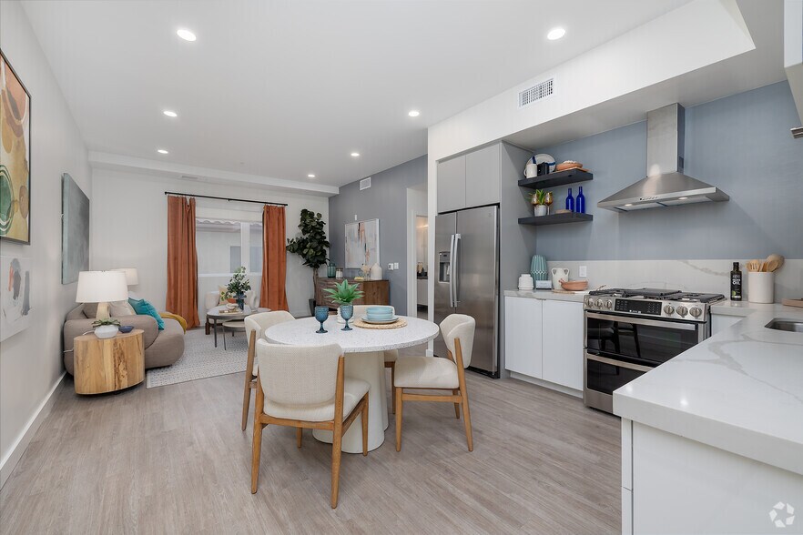 More Photos Of 10375 Washington Blvd, Culver City Apartments For Lease