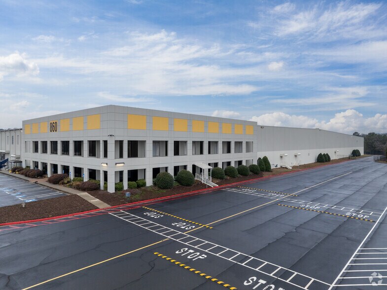 More Photos Of 860 John B Brooks Rd, Pendergrass Distribution For Lease