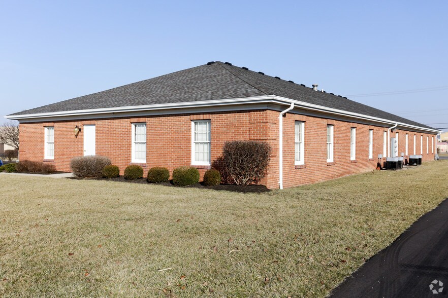 More Photos Of 1301 E Ash St, Piqua Medical For Lease