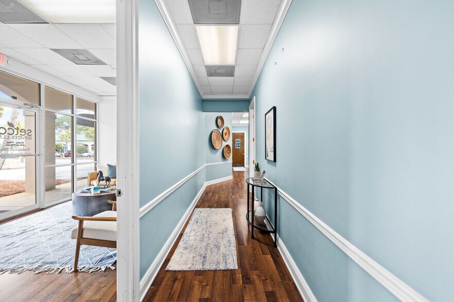 More Photos Of 12815 US Highway 98 W, Miramar Beach Medical For Sale