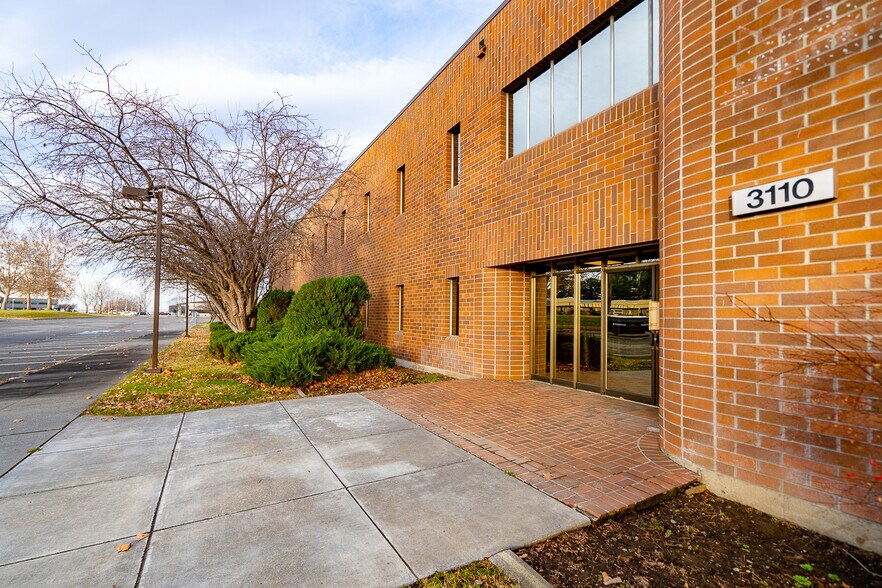 More Photos Of 3110 Port of Benton Blvd, Richland Office For Lease