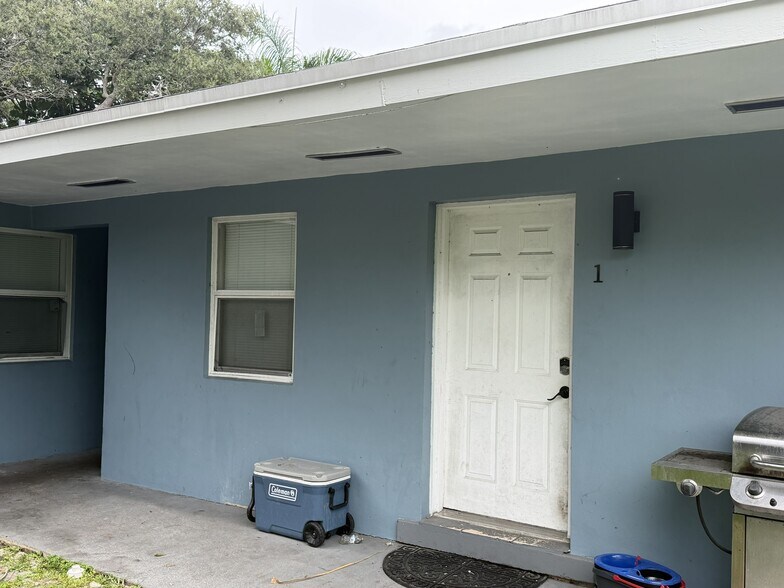 More Photos Of 401 SW 7th Ave, Fort Lauderdale Apartments For Sale