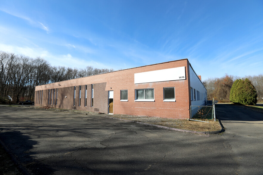 Primary Photo Of 1475 Palisado Ave, Windsor Manufacturing For Sale