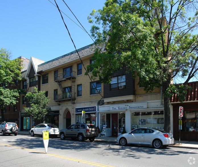 Primary Photo Of 153 Larchmont Ave, Larchmont Apartments For Lease