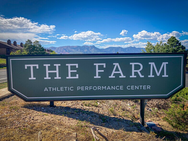 More Photos Of 2660 Vickers Dr, Colorado Springs Sports And Entertainment For Lease