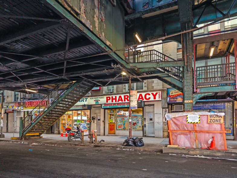 More Photos Of , Brooklyn General Retail For Sale