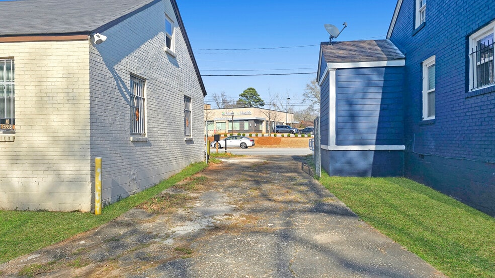 More Photos Of 1711 Candler Rd, Decatur Office Residential For Sale