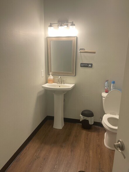 More Photos Of 3975 O'Neal Ln, Baton Rouge Loft Creative Space For Lease