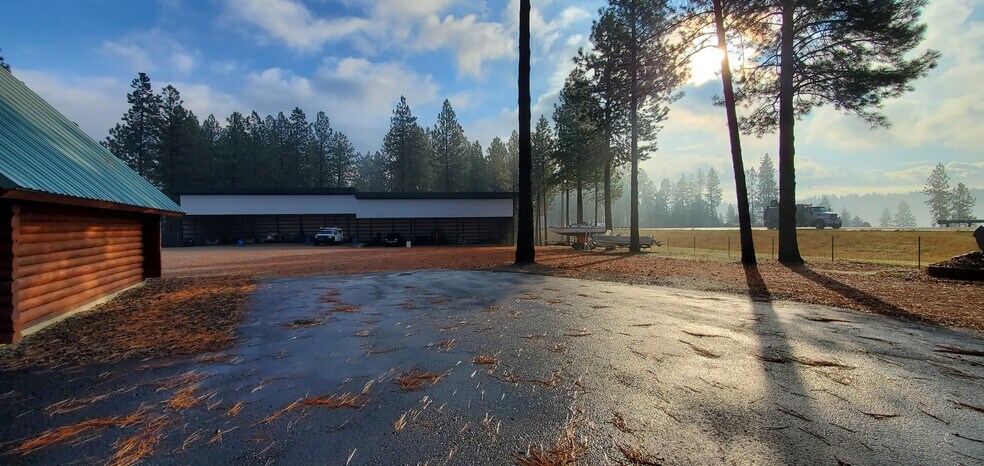 More Photos Of 4020 N Huetter Rd, Coeur d'Alene Flex For Lease