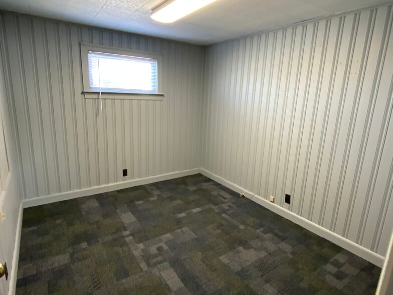 More Photos Of 801 Erwin Rd, Dunn Office For Sale