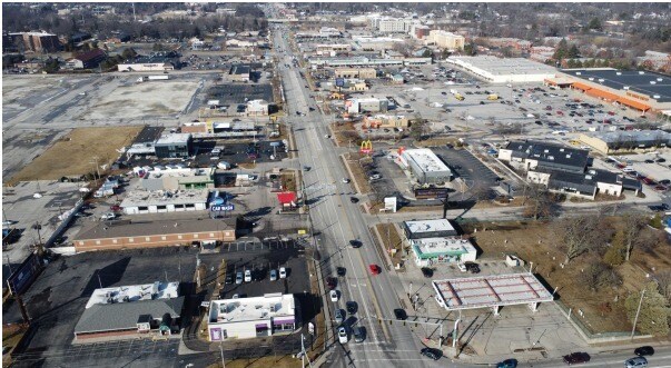 More Photos Of 3135 Secor Rd, Toledo Restaurant For Sale