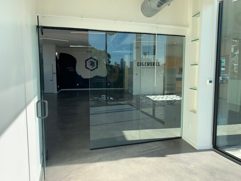More Photos Of 2219 Aaron St, Los Angeles Loft Creative Space For Lease
