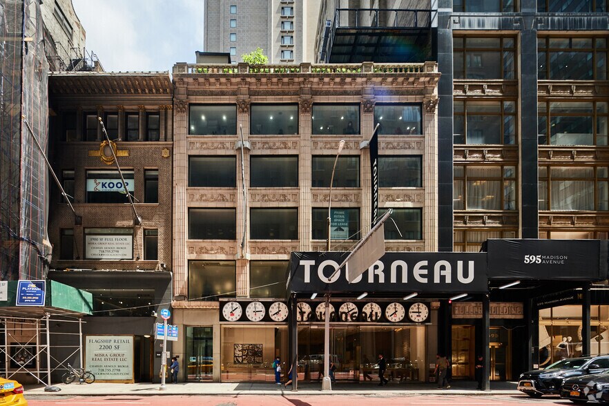 More Photos Of 601 Madison Ave, New York General Retail For Lease